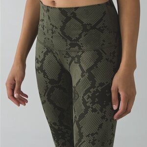 Lululemon Ziggy long wunder under leggings 8